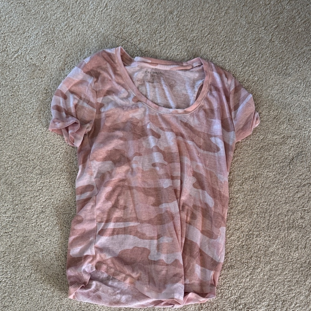 Lucky Brand Pink Camo Short Sleeve Scoop Neck Tee